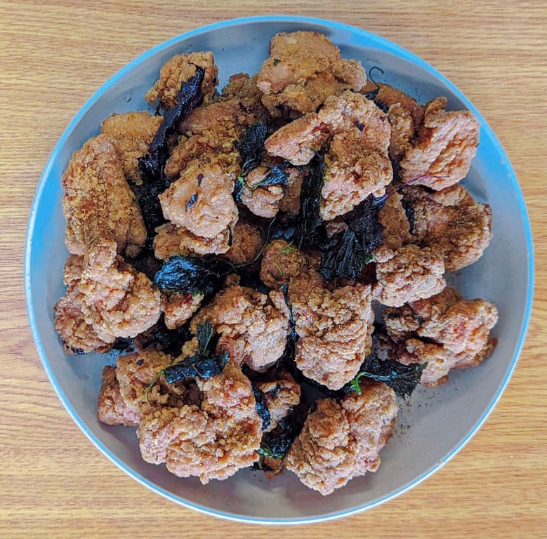 Taiwanese Fried Chicken with Basil