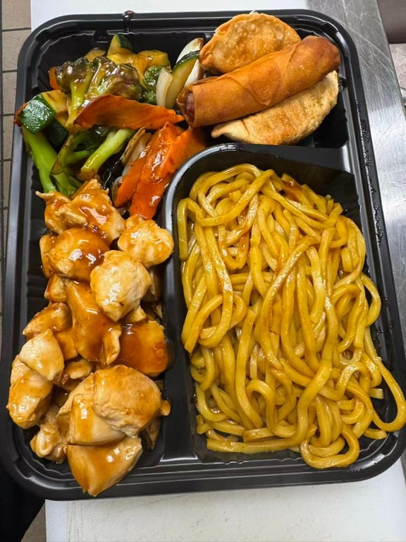 Hibachi Chicken Bento Box