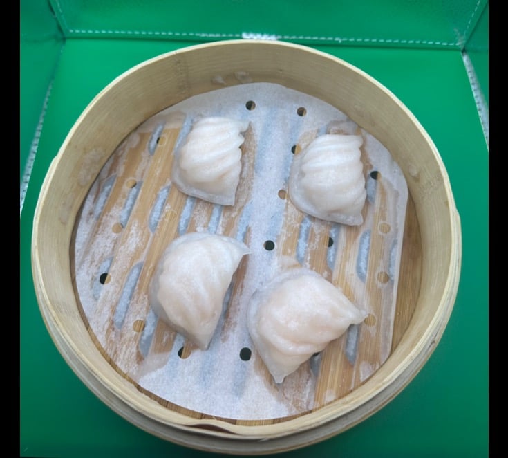 Steamed shrimp dumplings 4pc