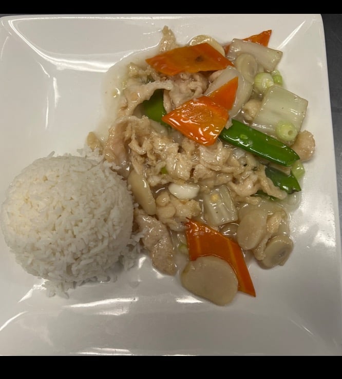L2. Moo Goo Gai Pan