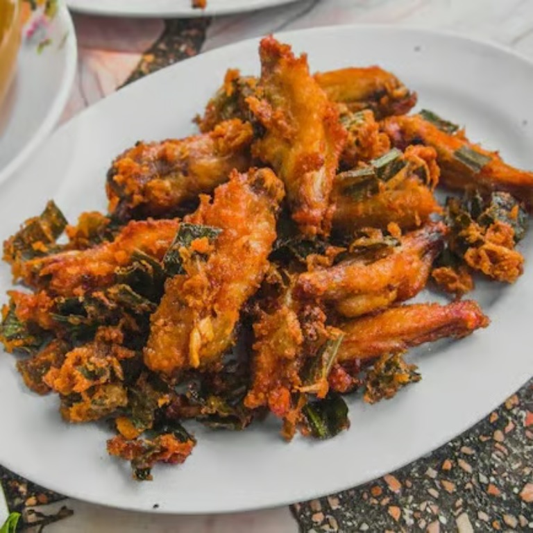 3. Fried Fish (4 pcs)