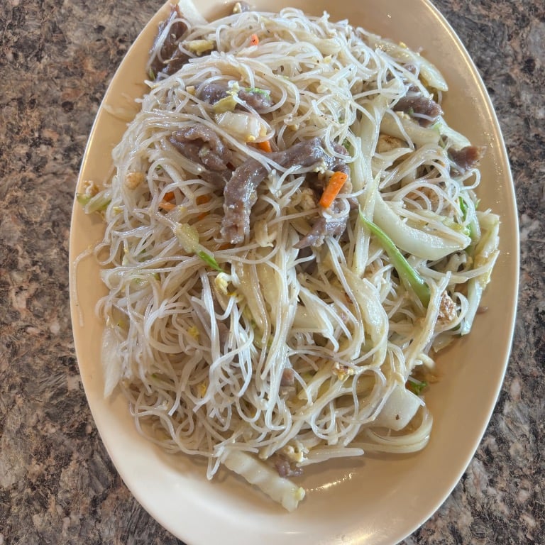 75. 牛肉米粉 Beef Mai Fun