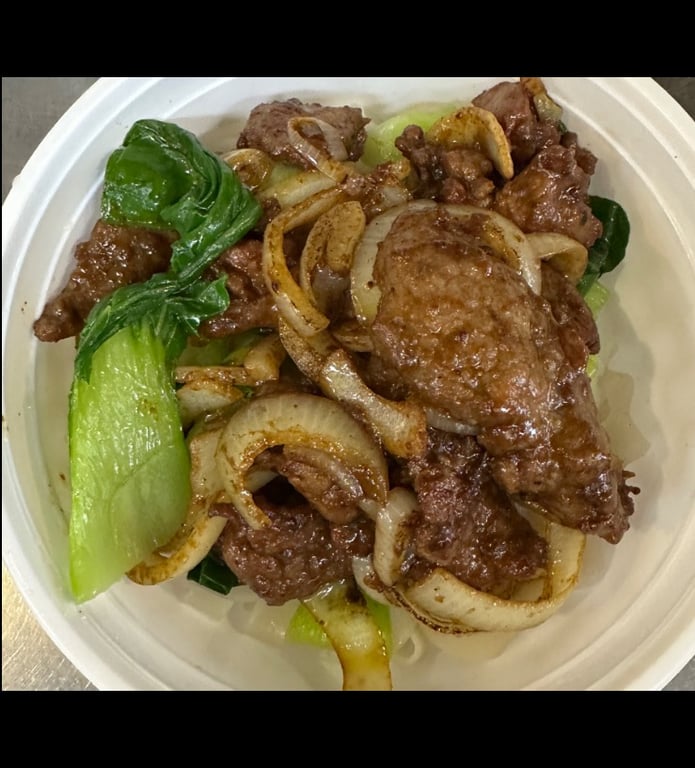Satay Beef w. Noodles 沙爹牛肉汤面