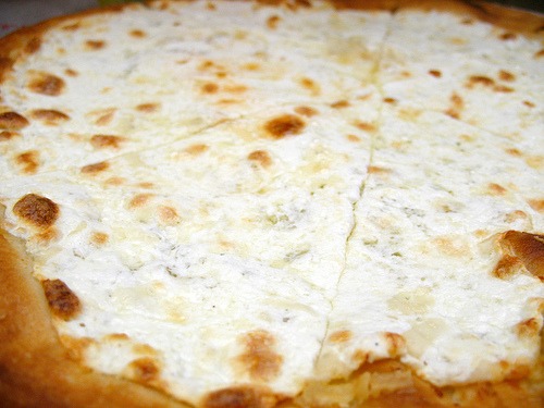 #9 Three Cheese Pizza Image
