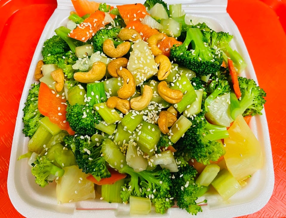 145. Mandarin Garden Salad