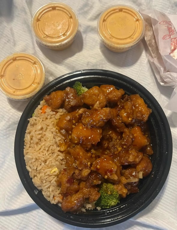 K4. Yum Yum Sauce (2oz)