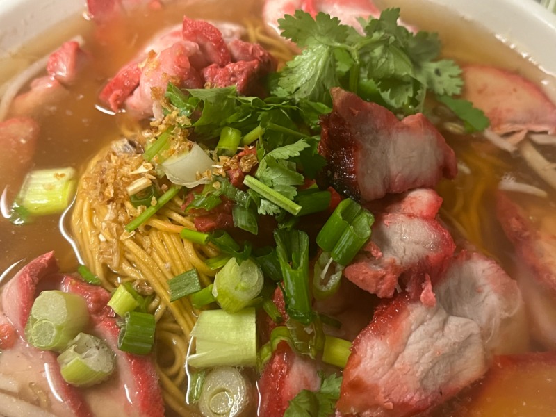 Z12. Egg Noodle w/ BBQ Pork Noodle (Soup)