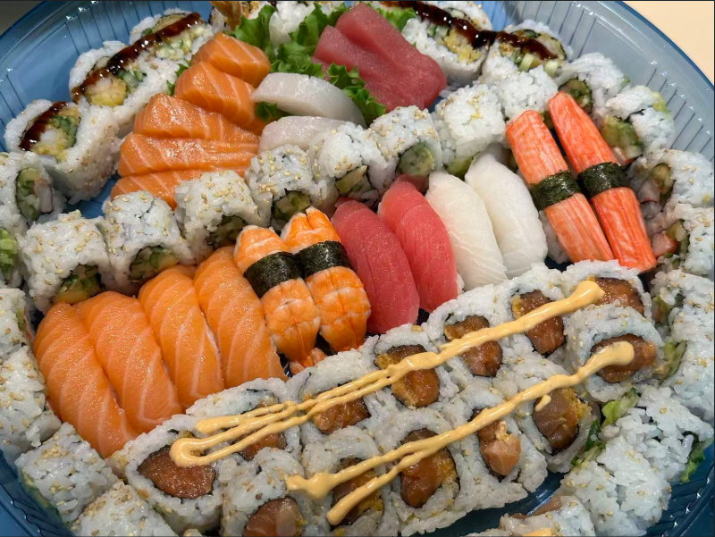 C2. 70 Pcs Sushi Roll, Sushi Sashimi