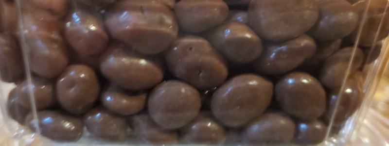 Milk Chocolate Raisins Image