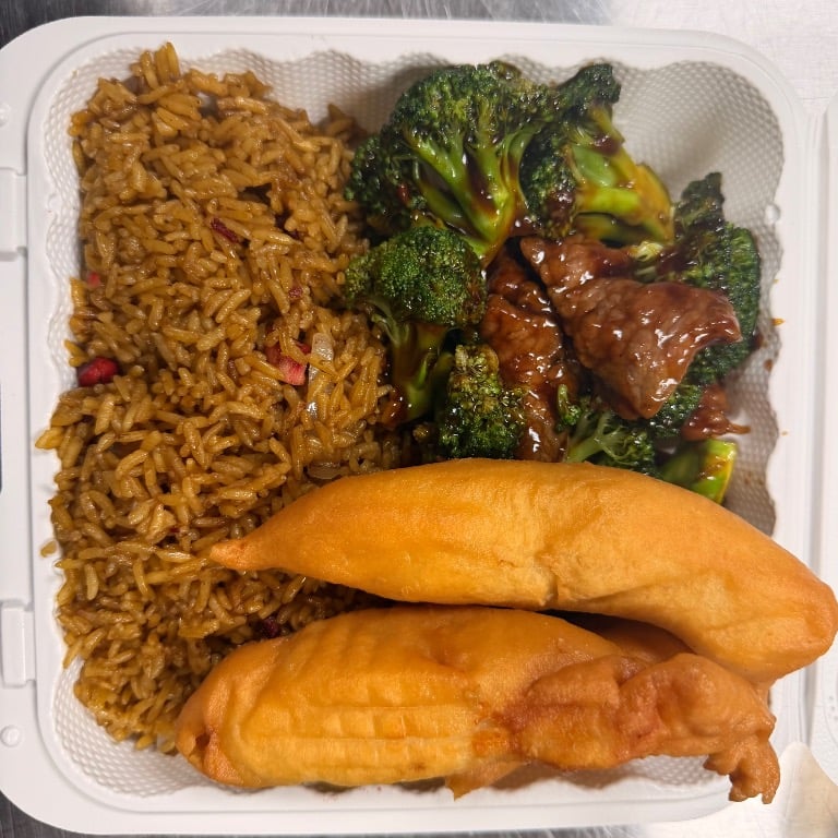 A. Beef w. Broccoli, Chicken Fingers (3)<br>芥兰牛金手指