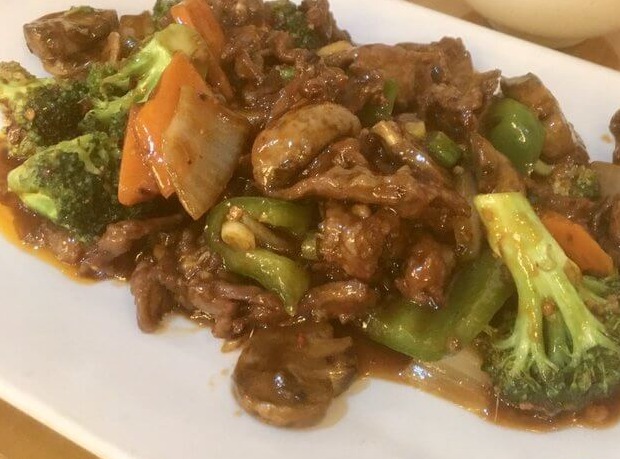 B3. Beef with Broccoli