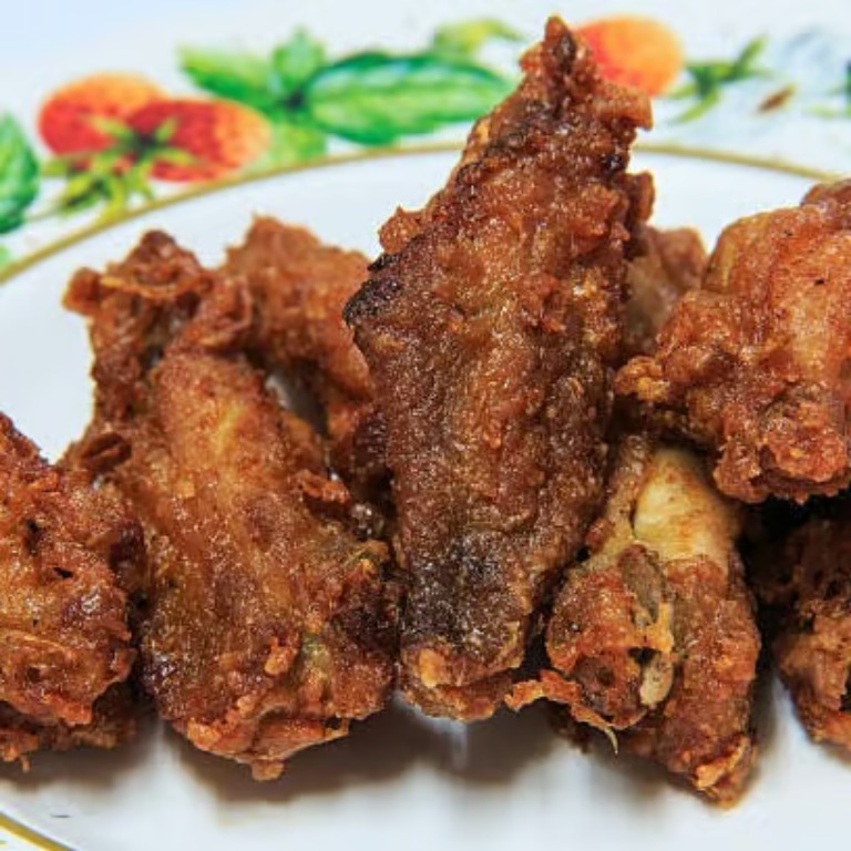 5. Hot Chicken Wing (8)