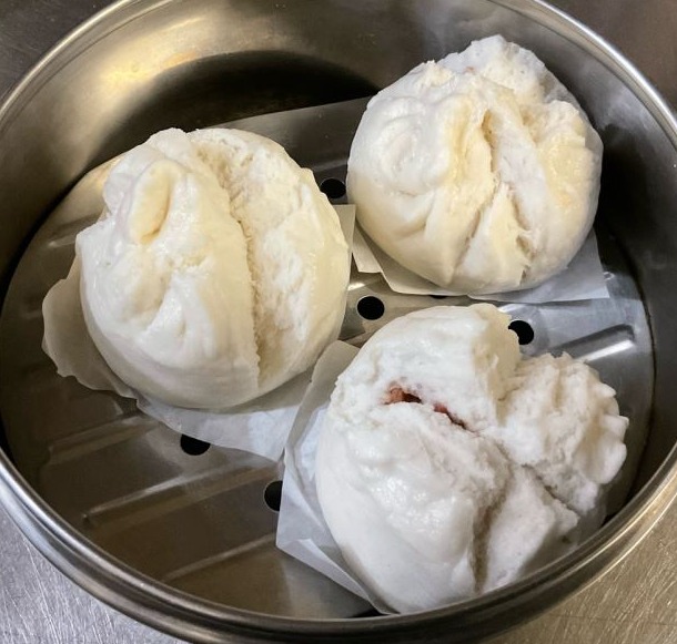 S20. Steamed BBQ Pork Buns 叉烧包