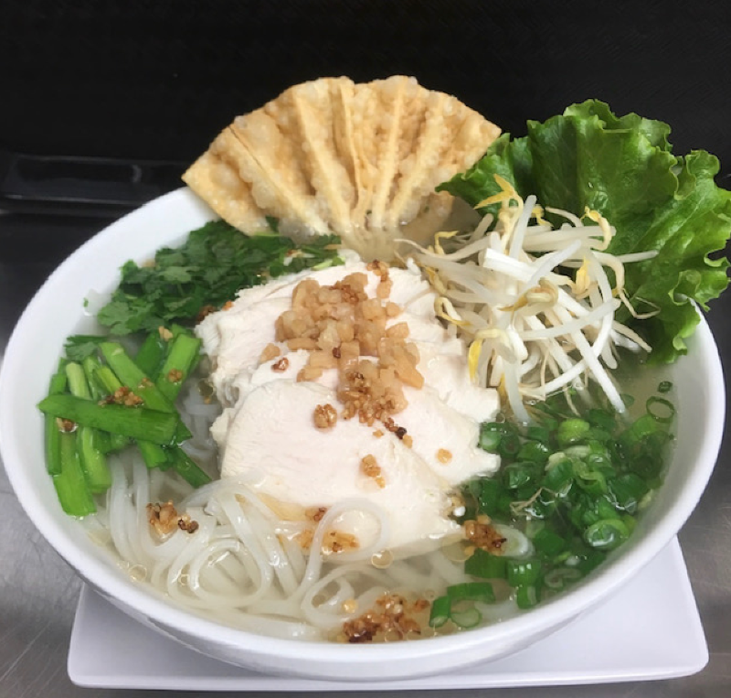 PK105. White Meat Chicken Rice Noodle