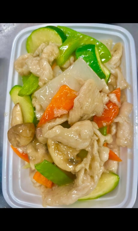 57. Moo Goo Gai Pan