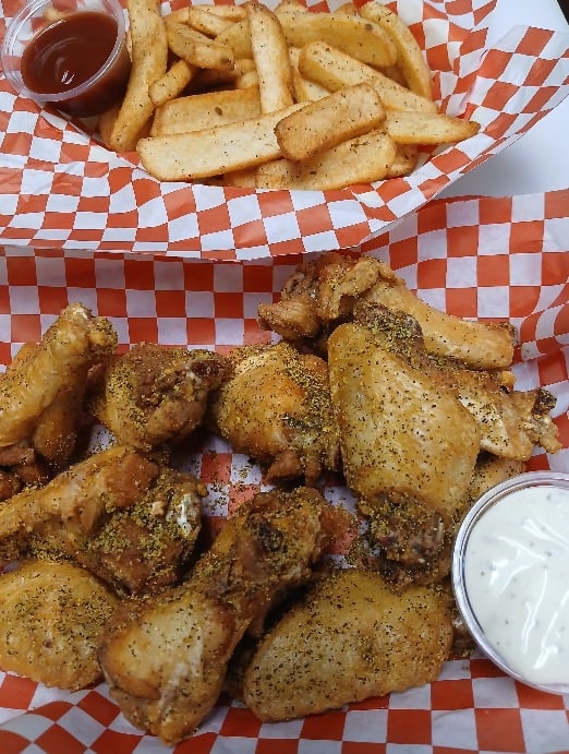 12pc Jumbo Wings n 1lb Fries