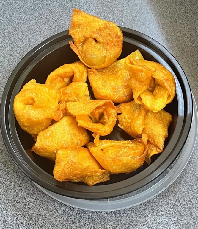 5. Fried Wonton w. Meat (10)