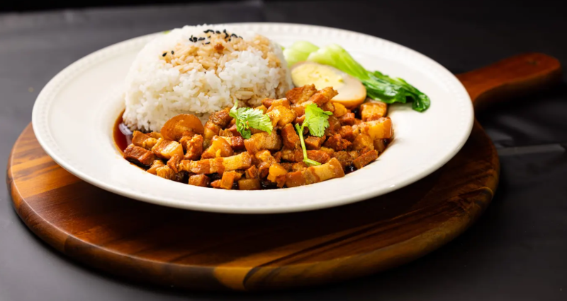 Braised Pork Rice with Veggies 卤肉饭