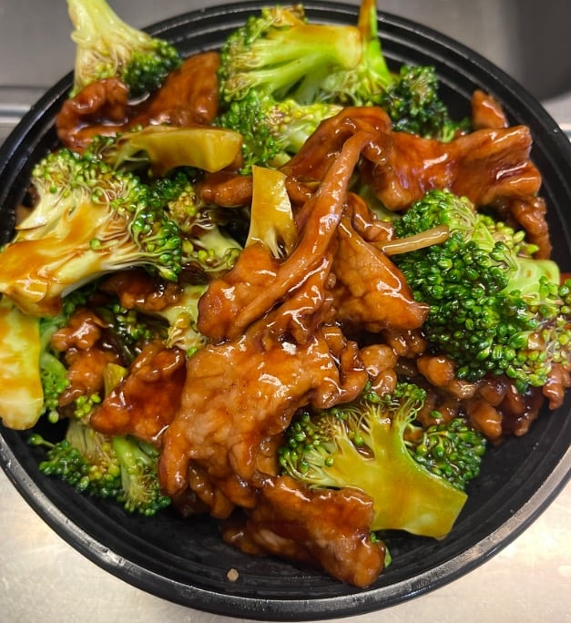 B01. Beef with Broccoli