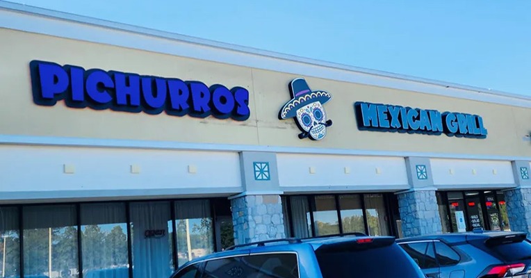 Logo of Senor Tequila Mexican Bar &  Grill