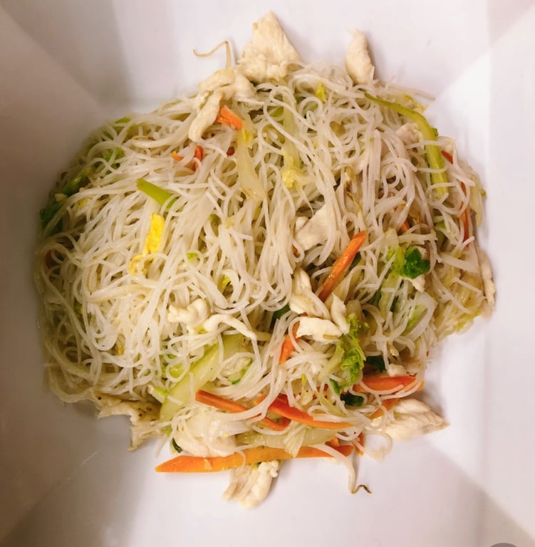 27. Chow Mei Fun & Egg