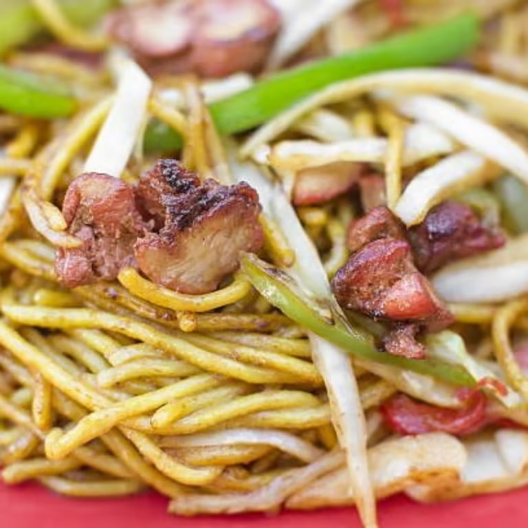 48. Roast Pork Lo Mein 叉烧捞面