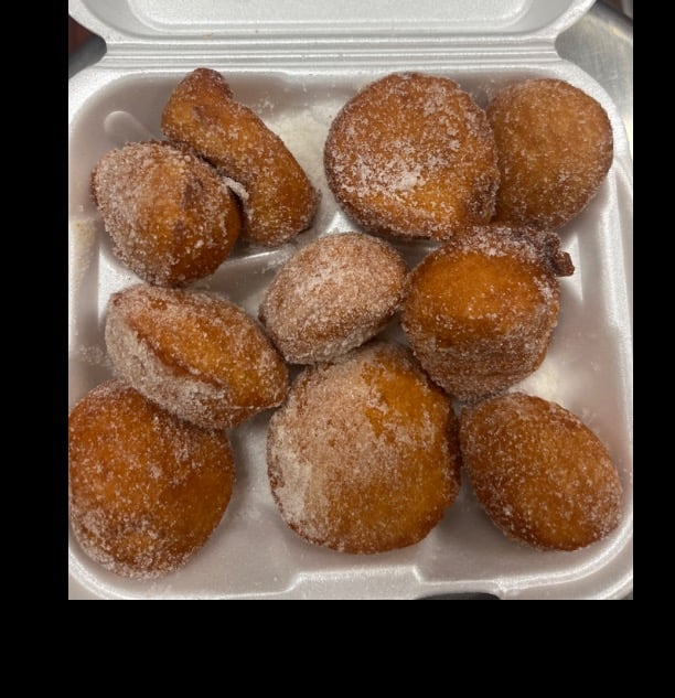 11. Sweet Donuts (10)