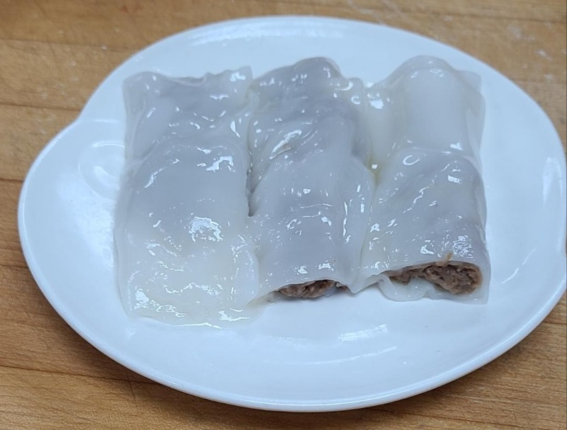 19. Veggie & Beef Rice Noodle Roll (Item C...3 pieces) (Not Available After 4:00 P.M.))