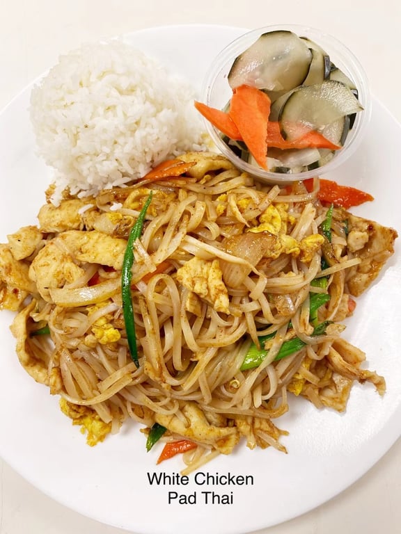 1. White Chicken Pad Thai