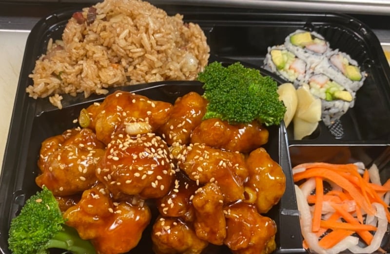 芝麻鸡便当 Sesame Chicken Bento Box