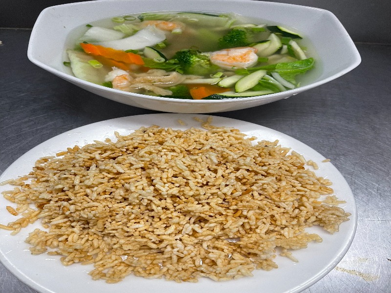 Sizzling Rice Soup Image