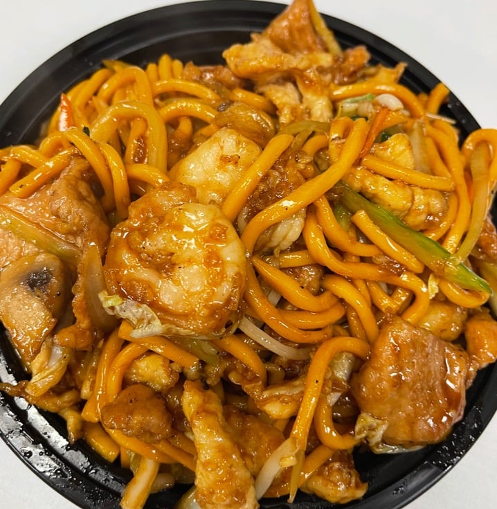 House Special Lo Mein