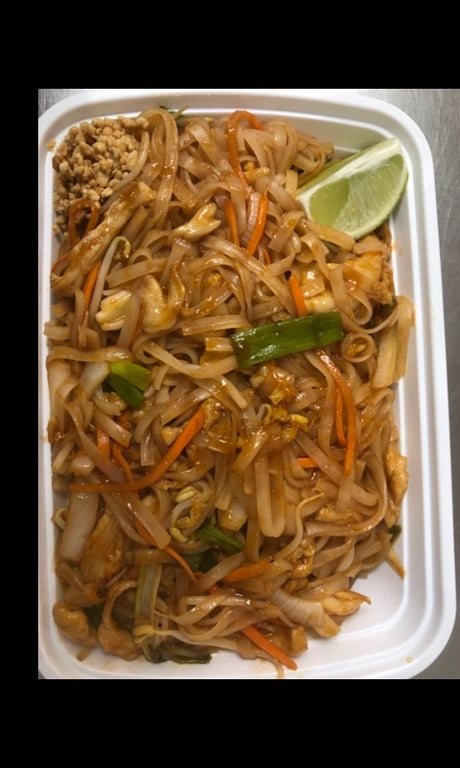 41. 鸡泰面 Pad Thai Noodles w. Chicken