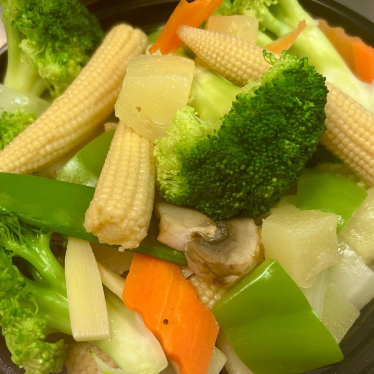 H 1. Steamed Pineapple w. Mixed Vegetables