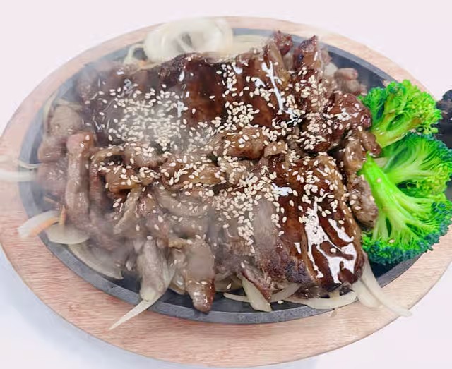 Teriyaki Beef 铁板牛