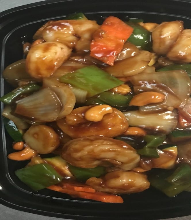 S6. Cashew Shrimp 腰果虾