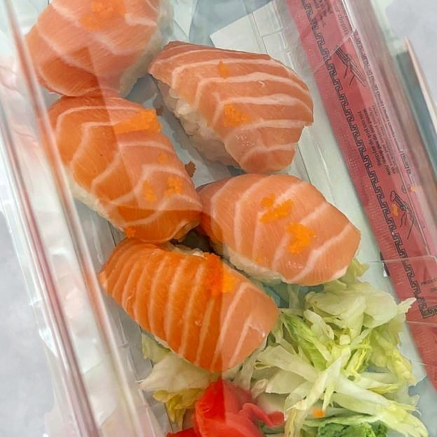 Salmon Sushi