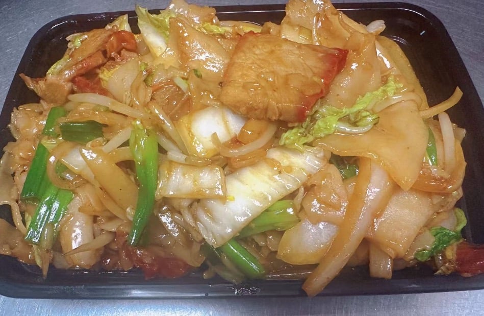 48. Roast Pork Ho Fun