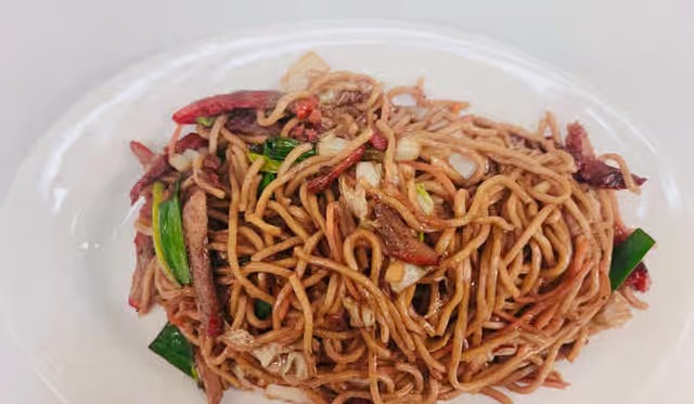 Pork Lo Mein 叉烧捞面