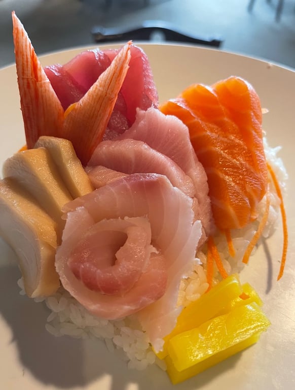 Chirashi Sushi