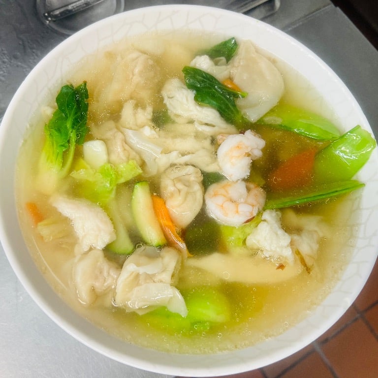 Wor Wonton (w/ Shrimp) Soup