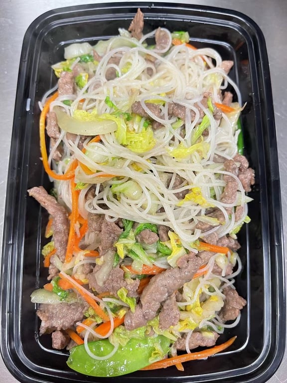 Beef Chow Mein Fun 牛炒米粉