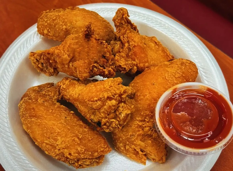 4. Fried Chicken Wings (6)