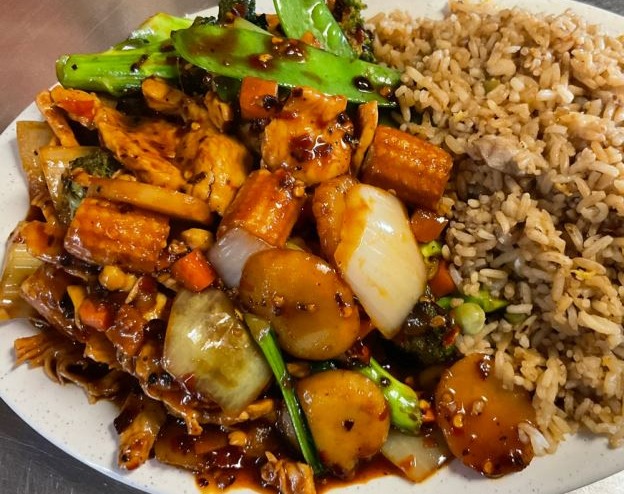L12. Szechuan Ma La Chicken 四川鸡