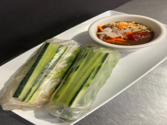 PK10. Veggies Spring Rolls (2)