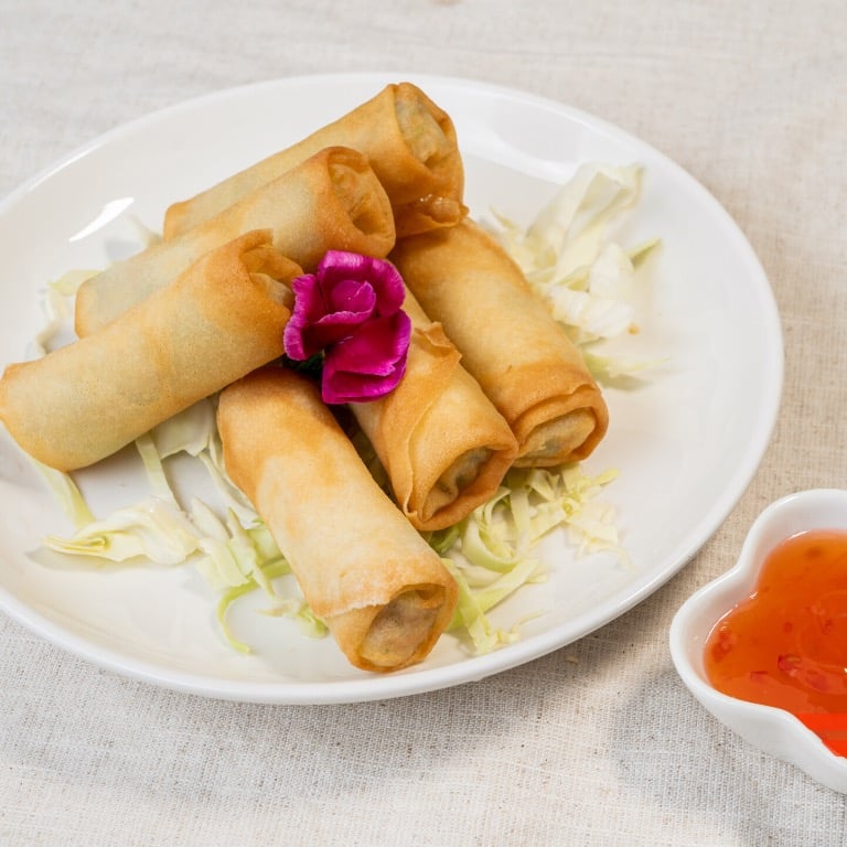 Crispy Vegetable Egg Rolls (6 pcs)