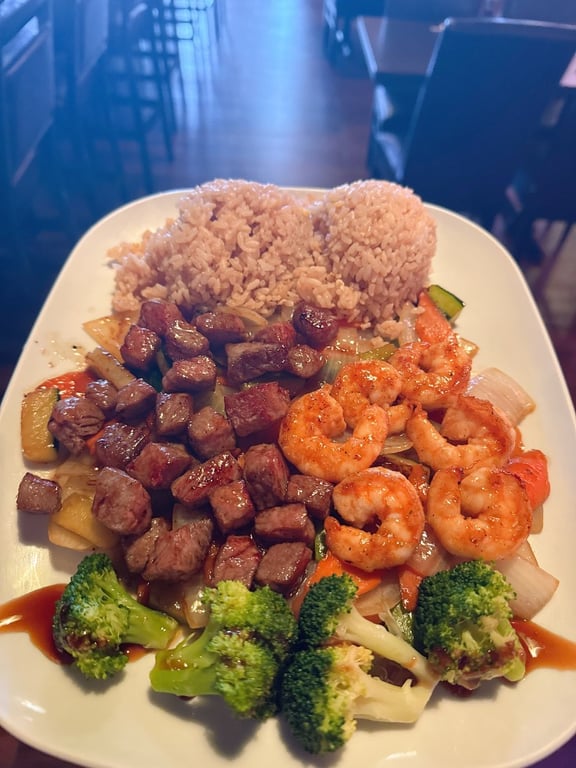 E11. Hibachi Steak & Shrimp