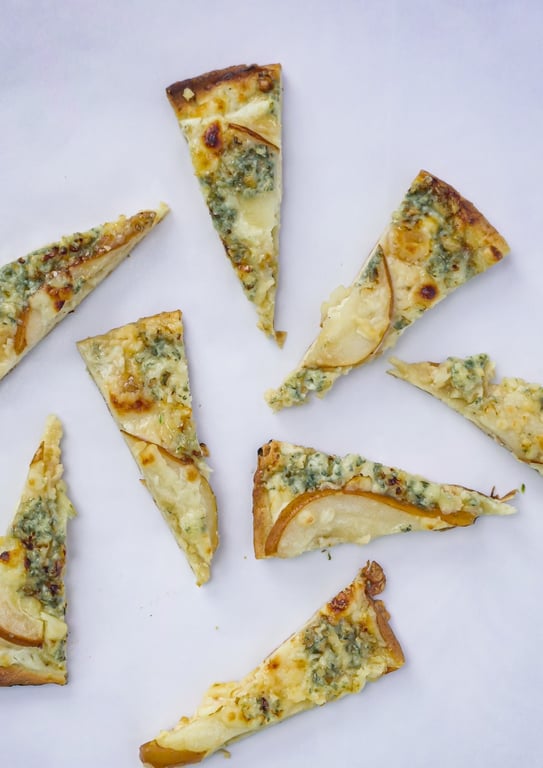16 Pizzas Poire & Bleu