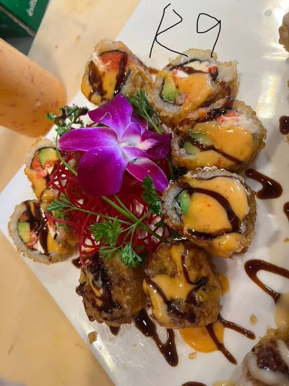 R 9. Godzilla Roll