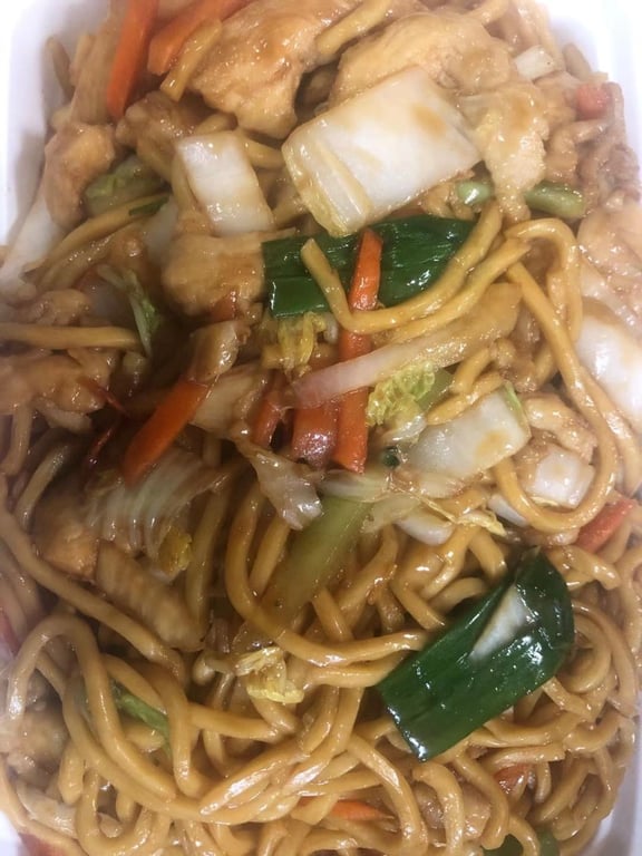 LM 1. Chicken Lo Mein